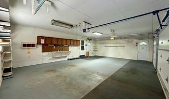 1005 3rd St, Britton, SD 57430