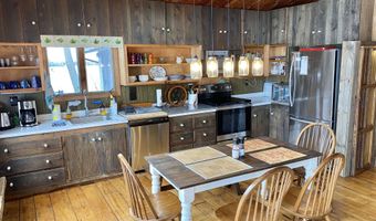 14 Macomber Pt, Alburgh, VT 05440