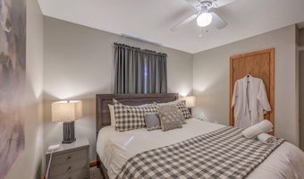 238 King Arthur Rd, Blakeslee, PA 18610