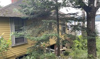 618 Cottage Rd, Averill, VT 05903