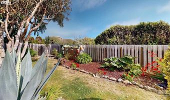 1239 IRIS St, Brookings, OR 97415