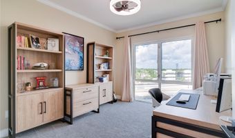 375 EMERSON Plz 611, Altamonte Springs, FL 32701