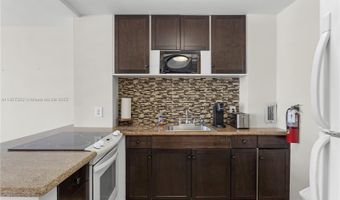 9440 W Bay Harbor Dr 3B, Bay Harbor Islands, FL 33154