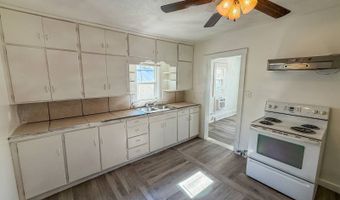 1024 Choctaw St, Alva, OK 73717