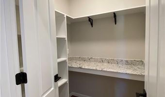 35 Primrose Ln, Cromwell, CT 06416