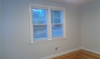 155 Lewiston St, Warwick, RI 02889