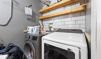 77 W Greenbush Rd, Bass River, NJ 08224