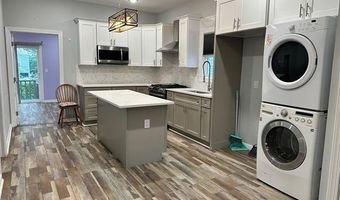 29 W 26TH St, Bayonne, NJ 07002