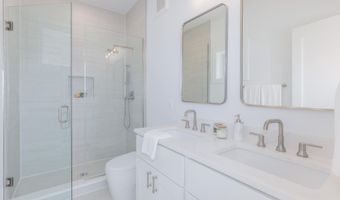 4347 HARRISON St NW 5, Washington, DC 20015