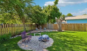 1214 NW Applewood St, Ankeny, IA 50023