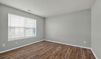 8133 Maple Stream Ln, Indianapolis, IN 46217