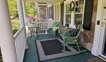 27 Wilson Dr, Oxford, CT 06478