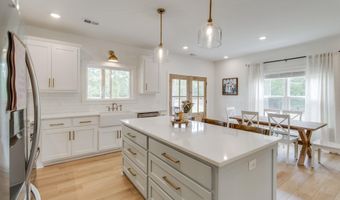 471 Mustang Rd, Camden, SC 29020