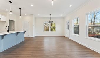 325 Colsen Dr, Acworth, GA 30102