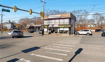 99 W Natick Rd, Warwick, RI 02886