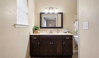 1206 N Meadow Dr, Ardmore, OK 73401