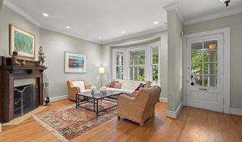 2816 27TH St NW, Washington, DC 20008