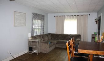 219 N Eighth St, Albion, IL 62806