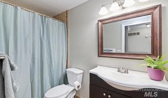 9101 W Dalton Pl, Boise, ID 83704