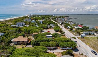 223 Hoffman Beach Rd, Salter Path, NC 28512
