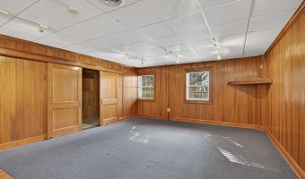 625 NW Locust St, Abingdon, VA 24210