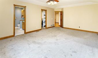 956 160th Ln NE, Ham Lake, MN 55304