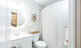 42 CAVENDISH Dr 42, Ambler, PA 19002