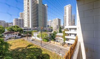 249 Kapili St 402, Honolulu, HI 96815