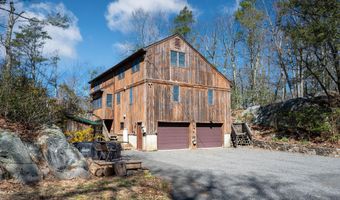 11 Spruce Mountain Trl, Danbury, CT 06810