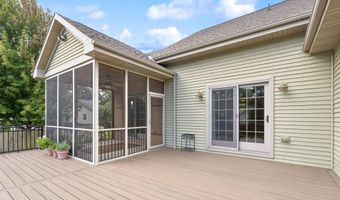 4920 N MEADE St, Appleton, WI 54913