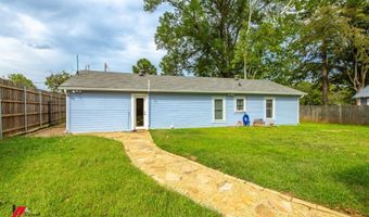 515 5th St, Benton, LA 71006