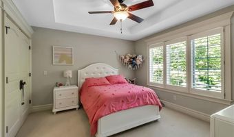 5007 Rockhaven Dr, Clarence, NY 14031