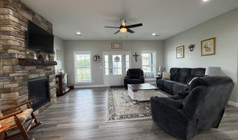 127 Hidden Valley Dr, Bardstown, KY 40004
