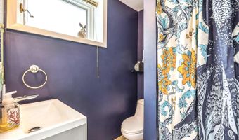 6623 RADNOR, Bethesda, MD 20817