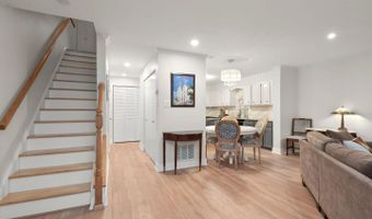 4 DUDLEY Ct, Bethesda, MD 20814