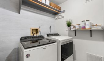 10023 STERLING Ter, Rockville, MD 20850