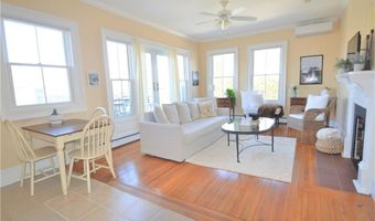 398 Wolcott Ave 4, Middletown, RI 02842