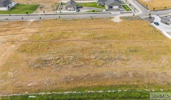 5581 Malheur River St, Ammon, ID 83406