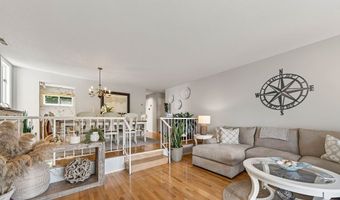 42 Turtle Bay Dr 42, Branford, CT 06405