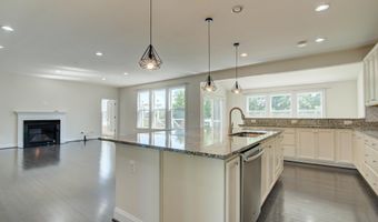 23685 KILKERRAN Dr, Aldie, VA 20105