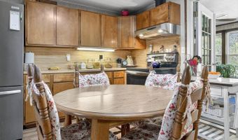 211 E MEDDERS Dr, Anniston, AL 36206