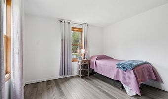 1738 South Rd, Bradford, VT 05033