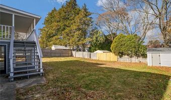5 Katherine Dr, Johnston, RI 02919