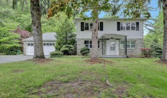 4 June Pl, Aberdeen, NJ 07747