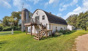 1205 Melvina Rd SW, Alexandria, MN 56308