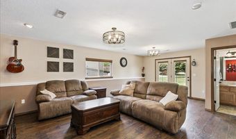 1737 N Columbine, Andover, KS 67002