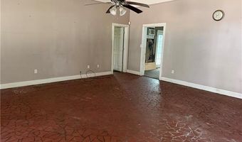214 E PINE St, Amite, LA 70422