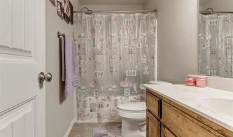 1213 Greenfield Ave, Yukon, OK 73099