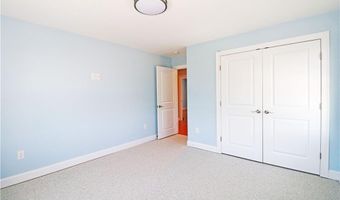 314 Chases Ln D, Middletown, RI 02842