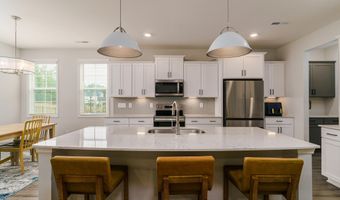 552 Watauga Ln, Aberdeen, NC 28315